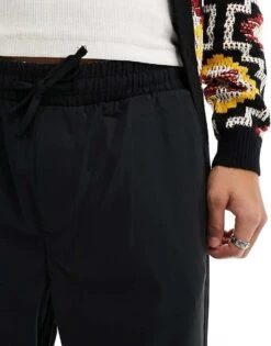 Reclaimed Vintage Cropped Slim Leg Trouser In Black For Men -Fit Outfits Store 204721372 5