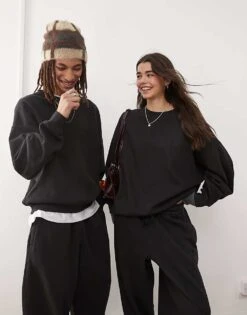 Reclaimed Vintage Unisex Oversized Boxy Sweatshirt In Black For Unisex