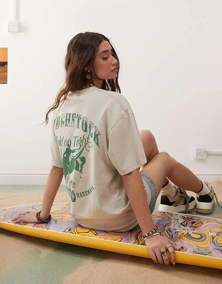 Reclaimed Vintage X Outer Banks Unisex Hold Tight Rodeo Graphic T-shirt In Washed Stone For Unisex 4 Reclaimed Vintage X Outer Banks Unisex Hold Tight Rodeo Graphic T-shirt In Washed Stone For Unisex - Image 2