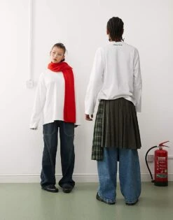 Reclaimed Vintage Unisex Oversized Skater Long Sleeve T-shirt In White For Unisex -Fit Outfits Store 207404839 3