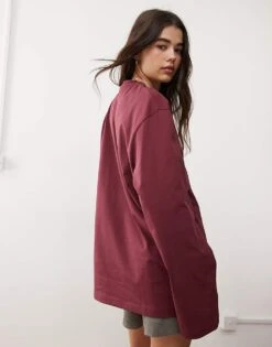 Reclaimed Vintage Unisex Oversized Skater Long Sleeve T-shirt In Washed Burgundy For Unisex -Fit Outfits Store 207597067 2