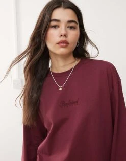 Reclaimed Vintage Unisex Oversized Skater Long Sleeve T-shirt In Washed Burgundy For Unisex -Fit Outfits Store 207597067 4