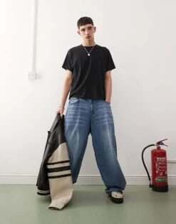 Reclaimed Vintage Slim Cropped Boxy T Shirt In Black For Men