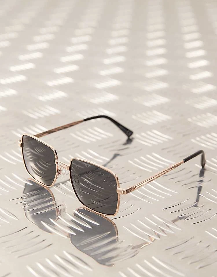 Reclaimed Vintage Unisex 90s Square Wire Sunglasses In Gold For Unisex 4 Reclaimed Vintage Unisex 90s Square Wire Sunglasses In Gold For Unisex - Image 2