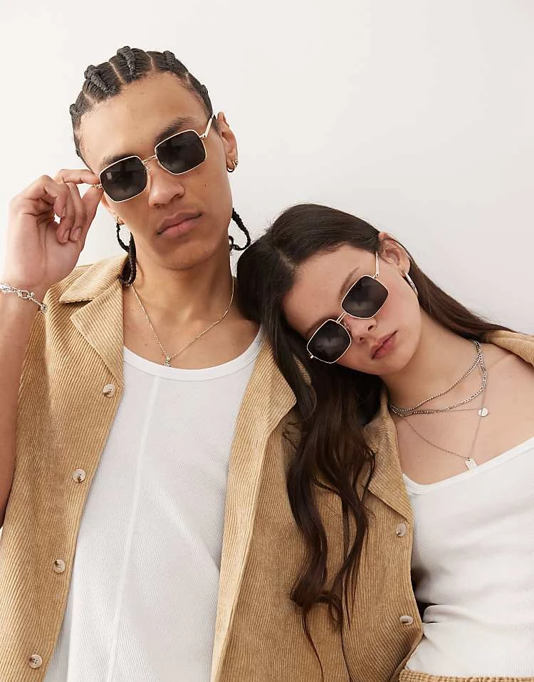 Reclaimed Vintage Unisex 90s Square Wire Sunglasses In Gold For Unisex 5 Reclaimed Vintage Unisex 90s Square Wire Sunglasses In Gold For Unisex - Image 3