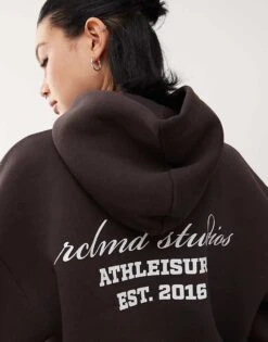 Reclaimed Vintage Unisex Cropped Boxy Logo Hoodie In Chocolate For Unisex -Fit Outfits Store 207835282 4