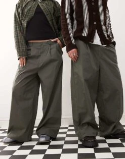 Reclaimed Vintage Unisex Baggy Trouser With Front Pleat Detail In Grey For Unisex Green -Fit Outfits Store 207988352 4