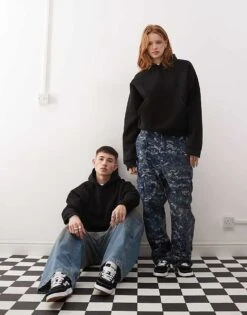 Reclaimed Vintage Unisex Oversized Hoodie With Back Graphic In Black For Unisex -Fit Outfits Store 208014912 4