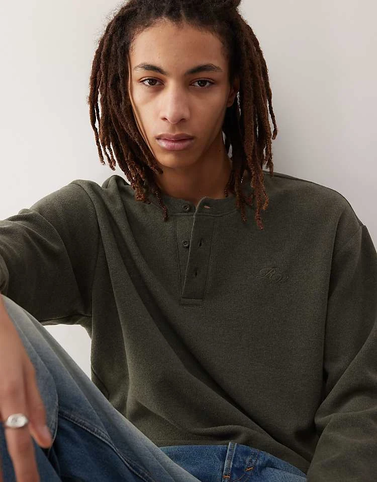 Reclaimed Vintage Supersoft Rib Henley Top With Embroidery In Khaki For Men 4 Reclaimed Vintage Supersoft Rib Henley Top With Embroidery In Khaki For Men - Image 2