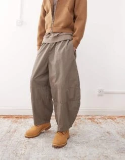 Reclaimed Vintage Baggy Barrell Leg Cargo Trousers In Khaki For Unisex -Fit Outfits Store 208174664 5