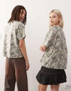 Reclaimed Vintage Unisex Boxy Tee In Camo Print For Unisex 10 Reclaimed Vintage Unisex Boxy Tee In Camo Print For Unisex -Fit Outfits Store 208284904 4